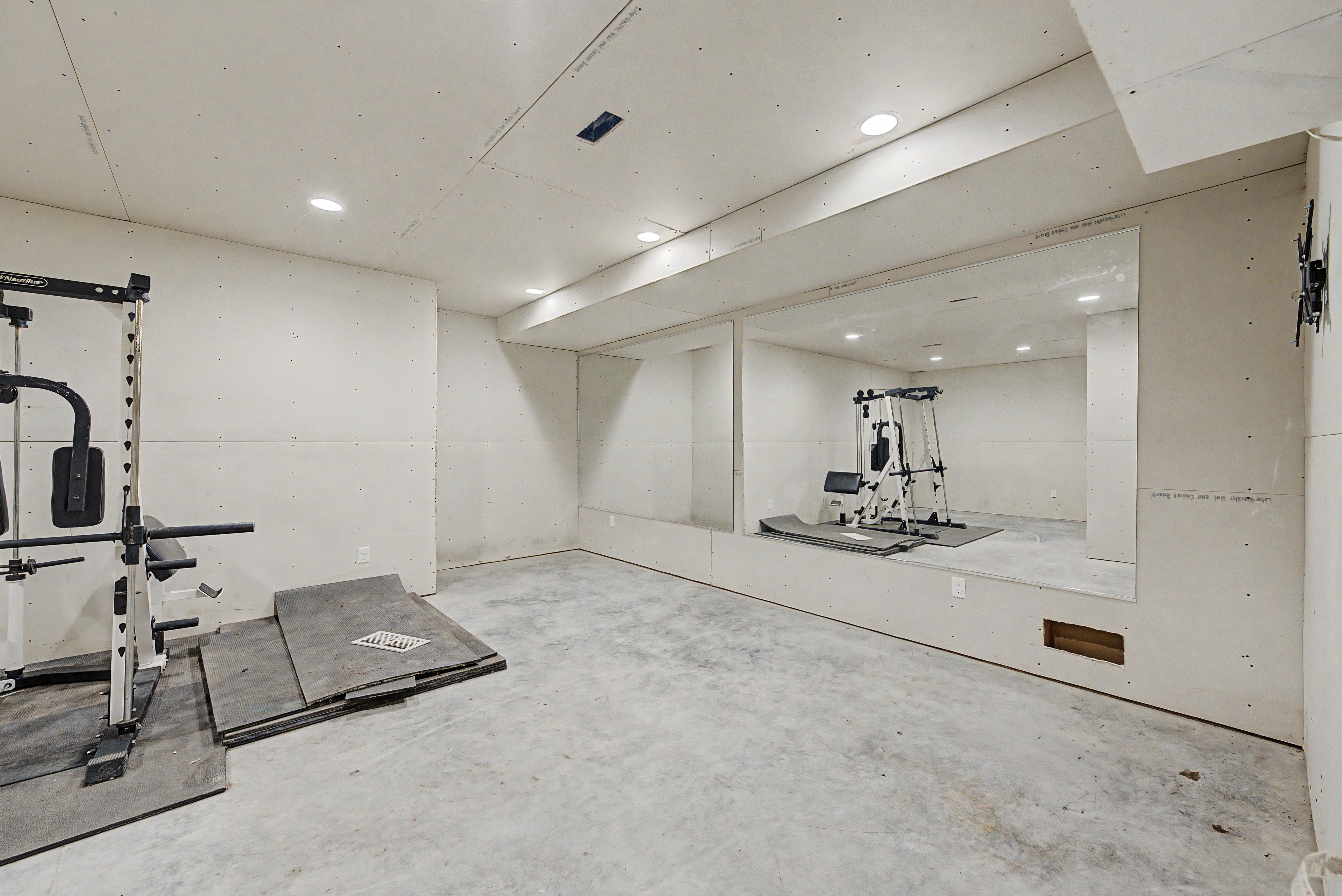 Listing Photo: 26942 Hwy T30, Exline, IA 52555-34